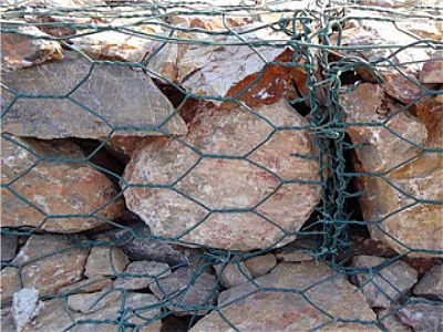 萬(wàn)州大灘口水庫(kù)用 格賓網(wǎng) 護(hù)堤